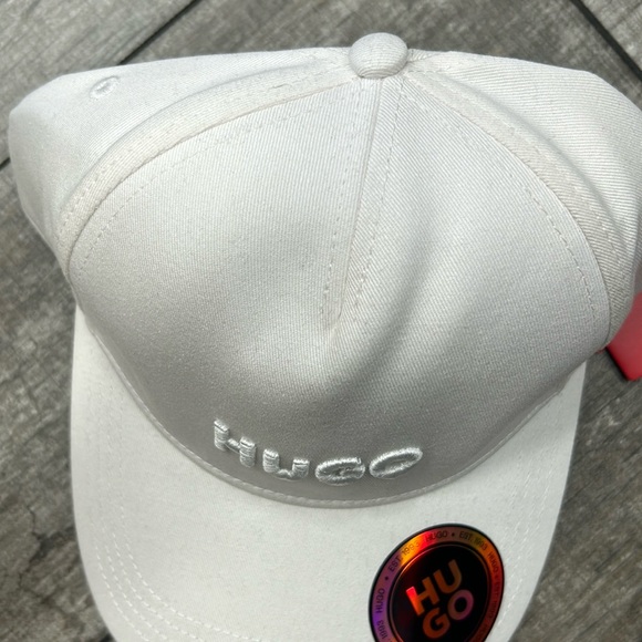 Price is Firm - 100% Authentic Hugo by Hugo Boss Men’s Hat / Cap - NWT Last One - Picture 7 of 9